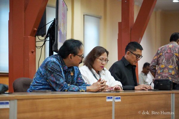 Suasana Rapat dewan pendirian GARANSI
